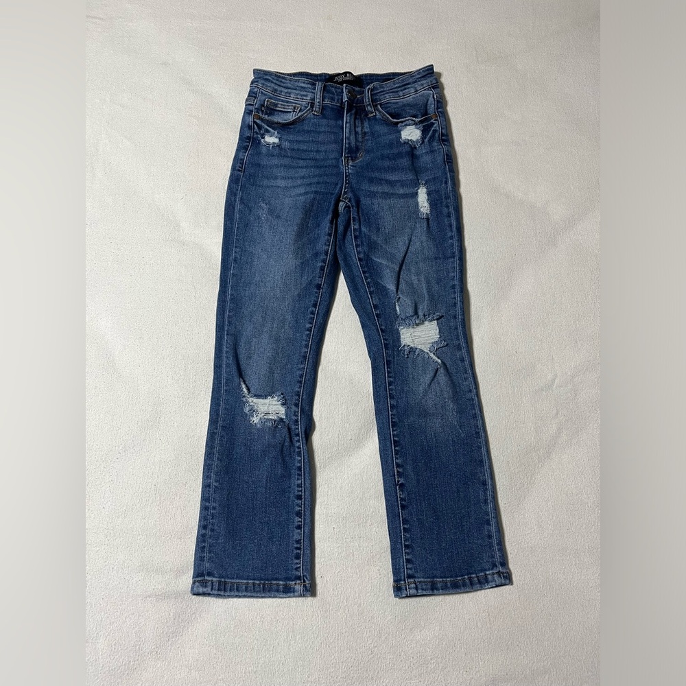 Judy Blue 1/25‎ (24x23) Capri Fit Jeans Distressed Stretch